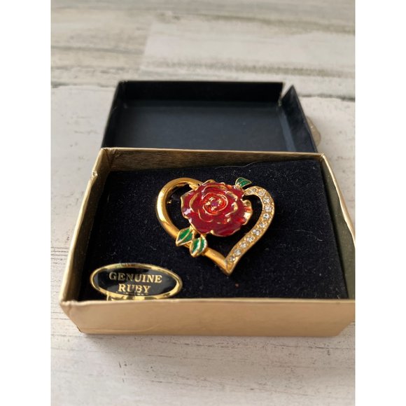 Genuine ruby set in pin with heart and flower NWT - Picture 1 of 4